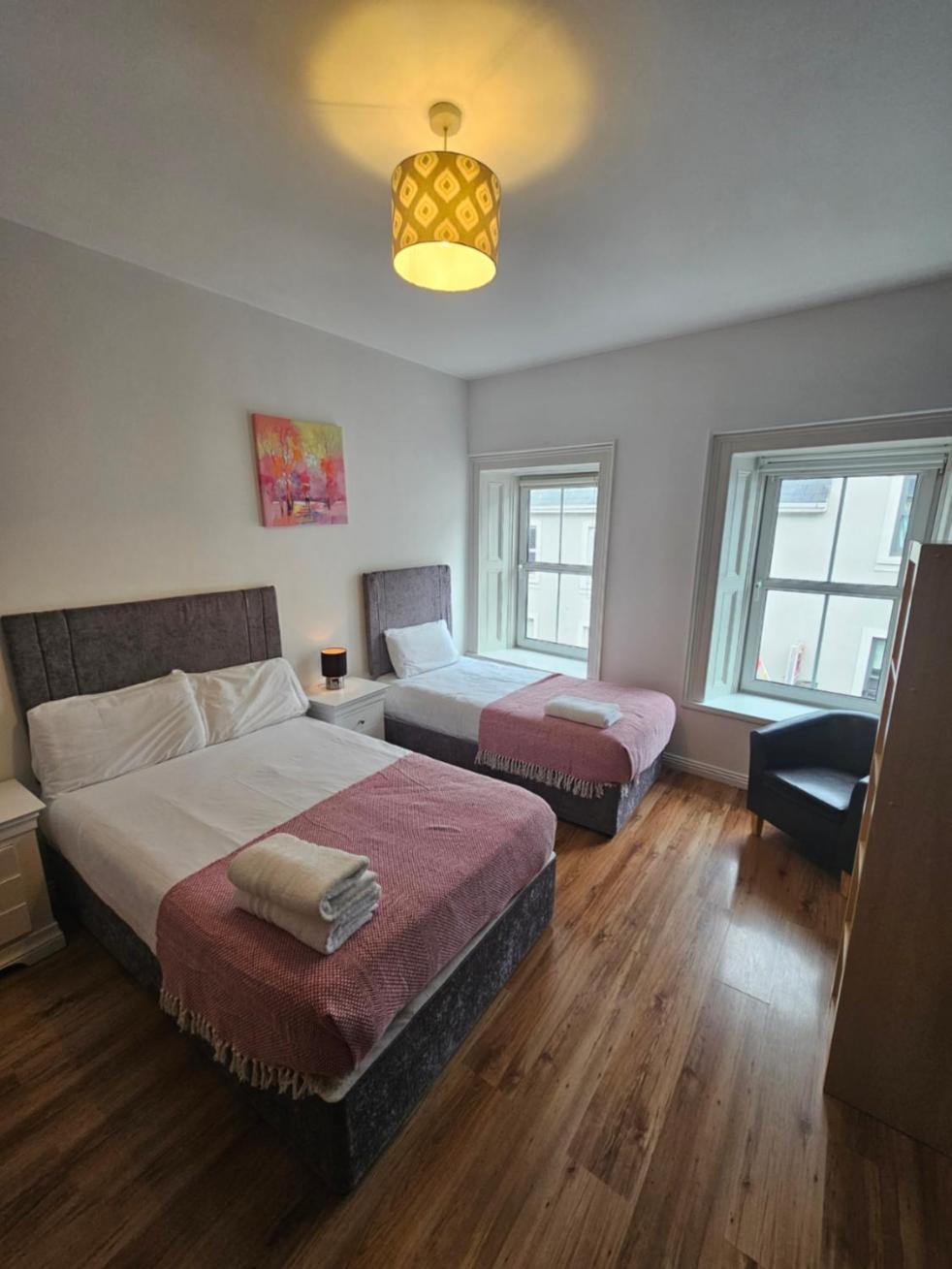 Latin Quarter Townhouse Apartamento Galway Exterior foto